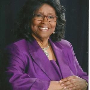 Meet your Posher, Bobbie